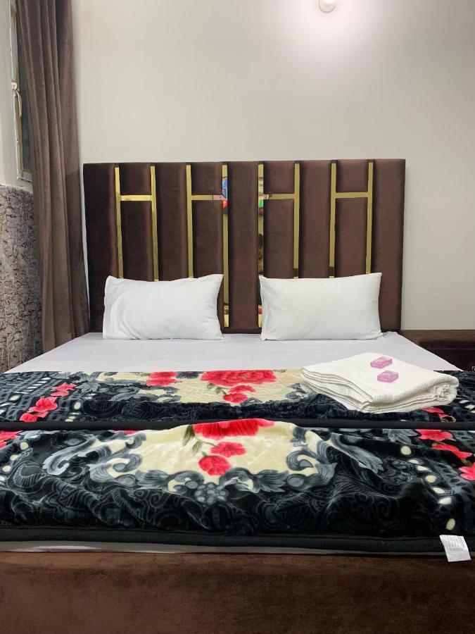 Eden Plus Executive Hotel Lahore Exterior photo