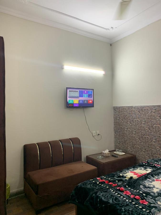 Eden Plus Executive Hotel Lahore Exterior photo