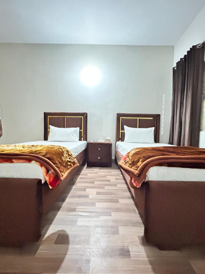 Eden Plus Executive Hotel Lahore Exterior photo