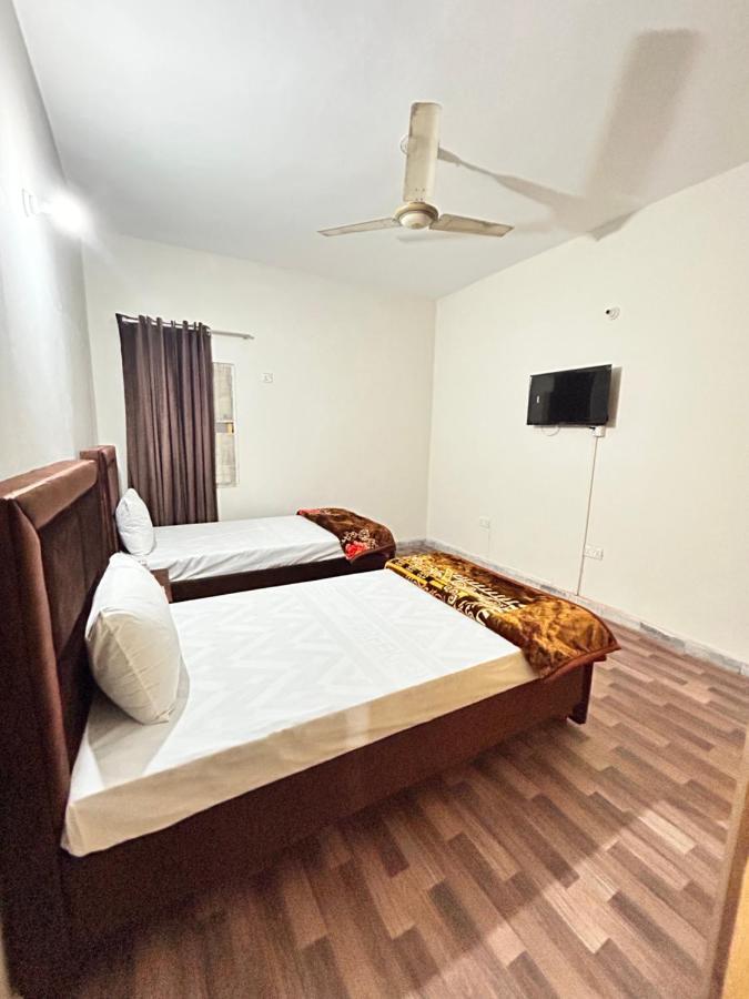 Eden Plus Executive Hotel Lahore Exterior photo